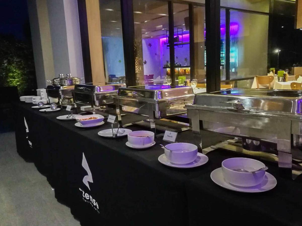 The Zense Boutique Hotel Пхітсанулок Екстер'єр фото