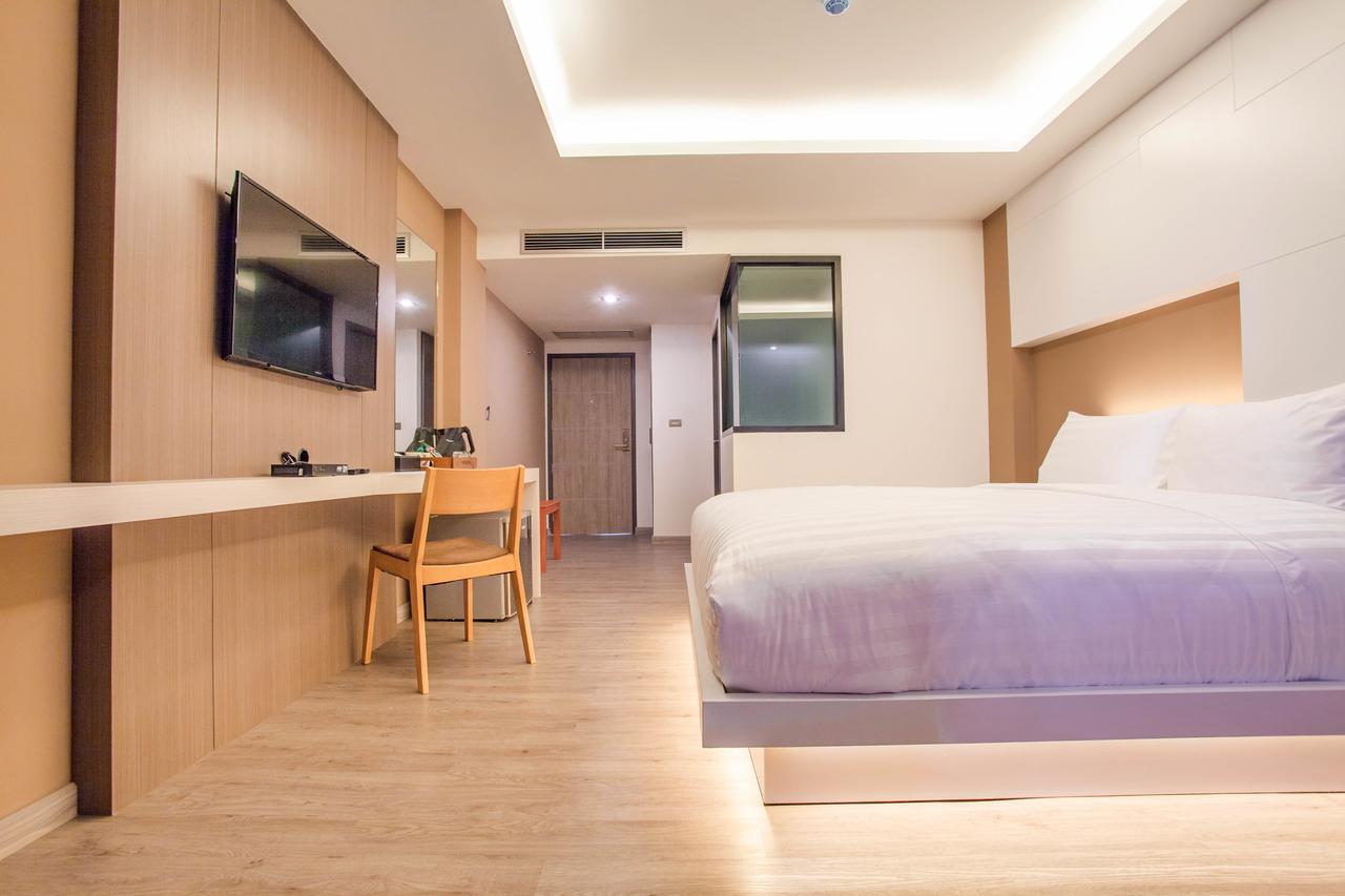 The Zense Boutique Hotel Пхітсанулок Екстер'єр фото