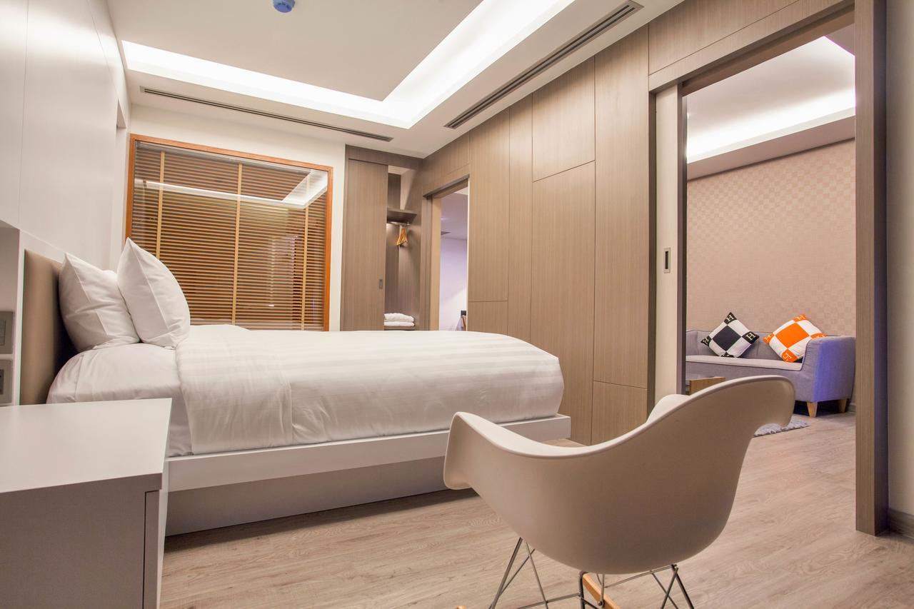 The Zense Boutique Hotel Пхітсанулок Екстер'єр фото