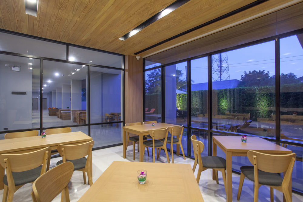 The Zense Boutique Hotel Пхітсанулок Екстер'єр фото